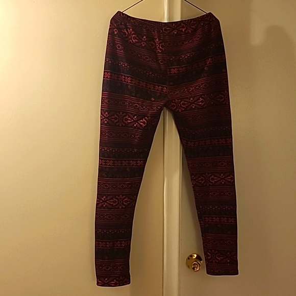 Very warm fleece lined winter leggings  fits med-xl - Picture 2 of 2